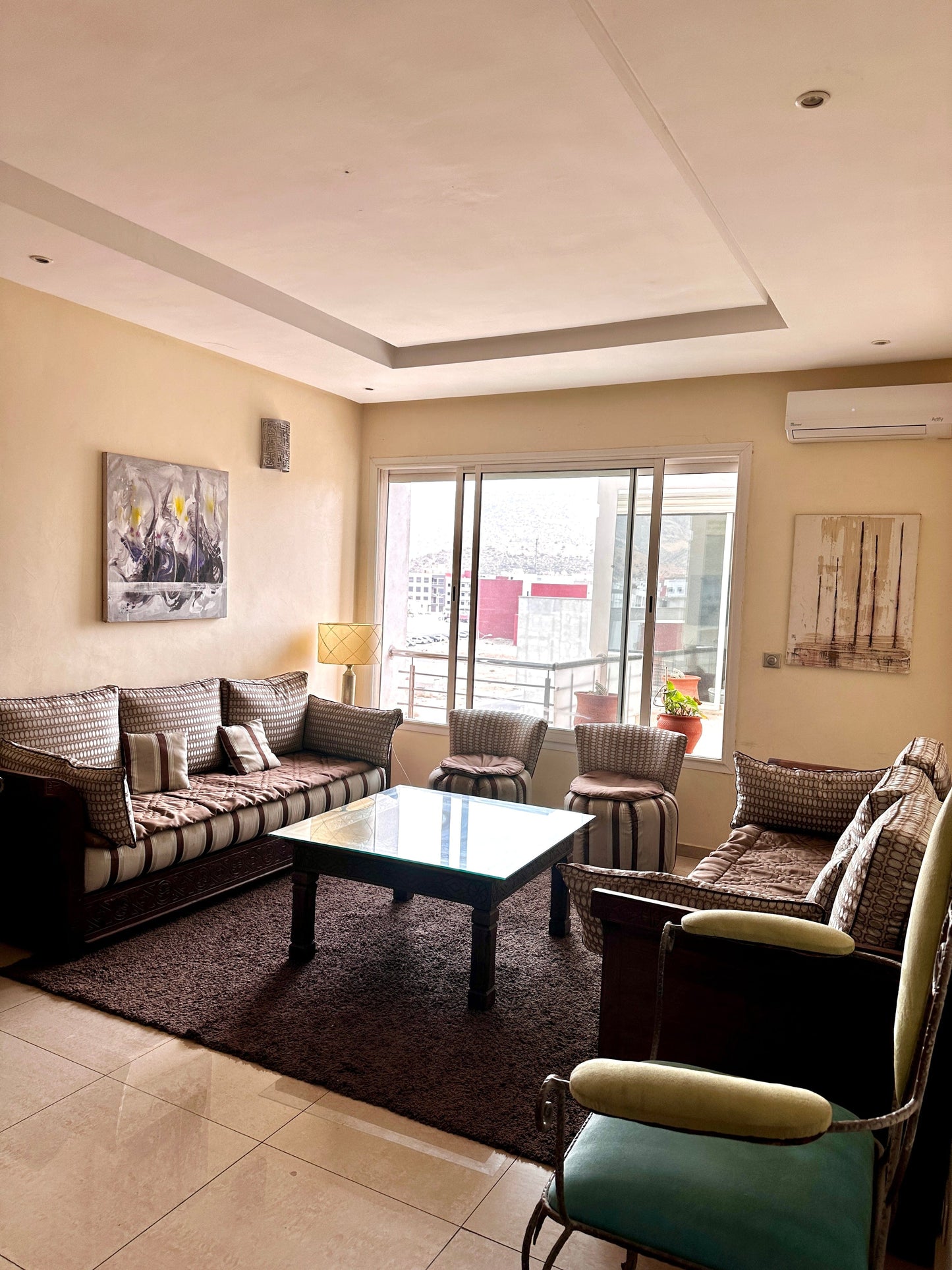 Appartement Islane à louer – 5e étage, piscine & vue montagne à Agadir 🏊‍♂️💦