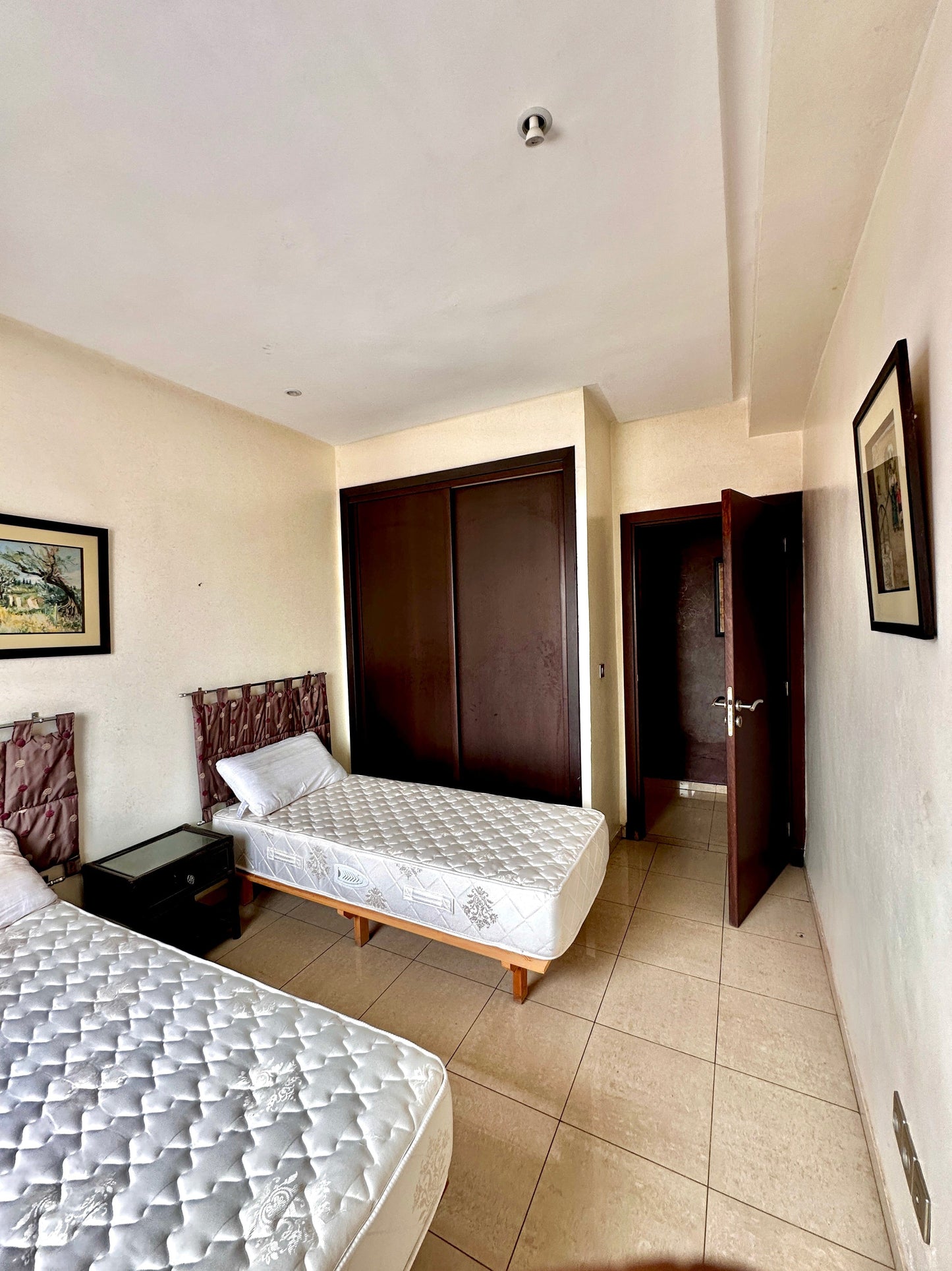 Appartement Islane à louer – 5e étage, piscine & vue montagne à Agadir 🏊‍♂️💦